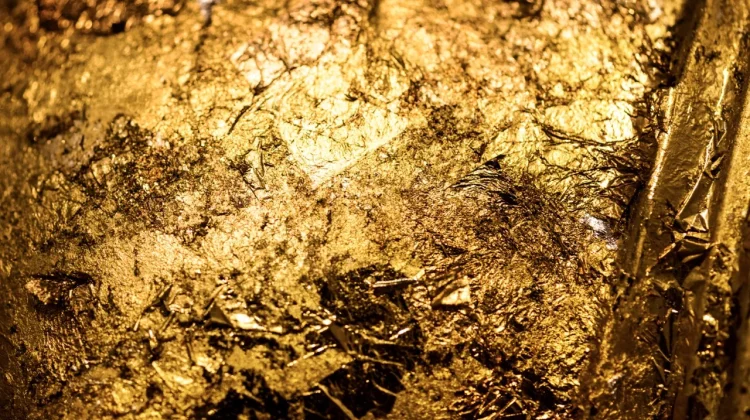 Emas Kembali Menguat Gen Z Mulai Melirik Investasi Aman