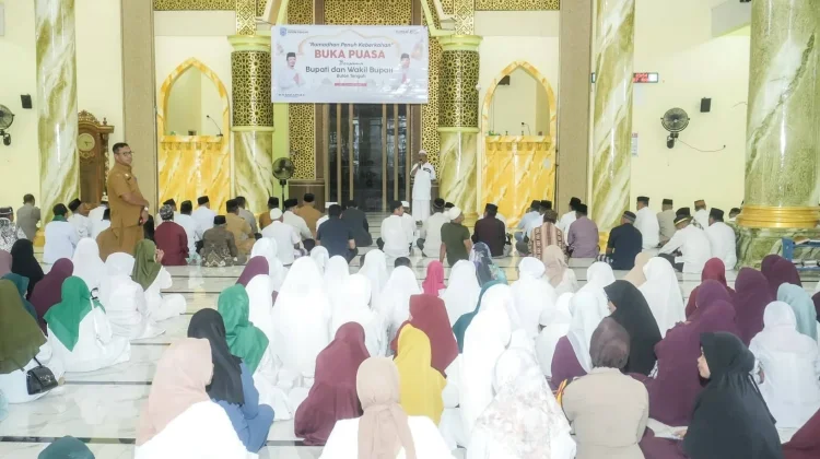 Safari Ramadan di Watulea Bupati Buteng Paparkan Program Strategis