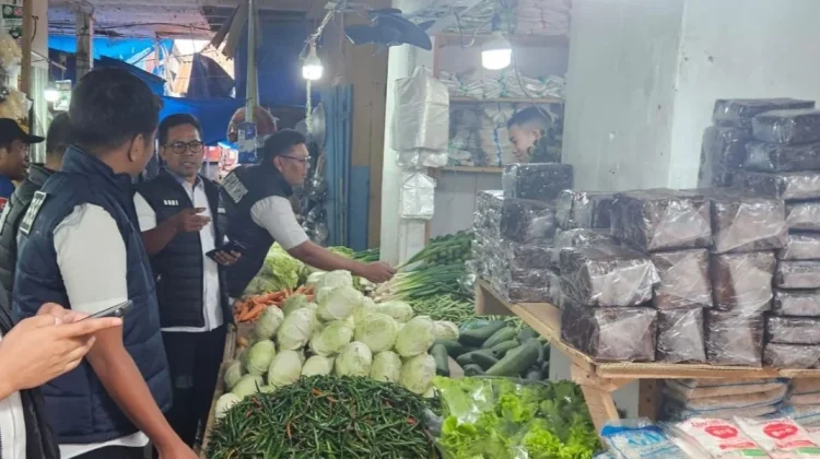 Satgas Pangan Polda Sultra Pantau Harga Bahan Pokok di Pasar Baruga