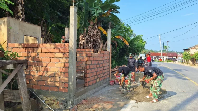 Satgas TMMD ke-127 Kendari Pacu Pembangunan MCK di Sambuli
