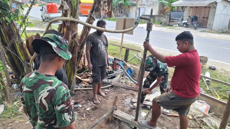 Atasi Kesulitan Warga, TNI Gencarkan Pengeboran Air Bersih