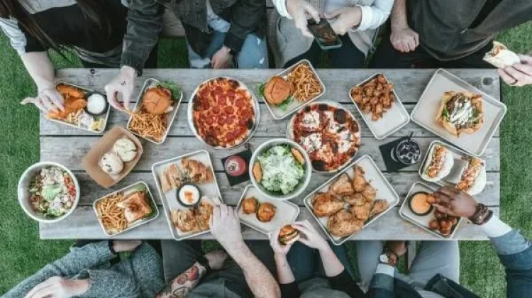 Buka Puasa, Jangan Kebanyakan Gorengan