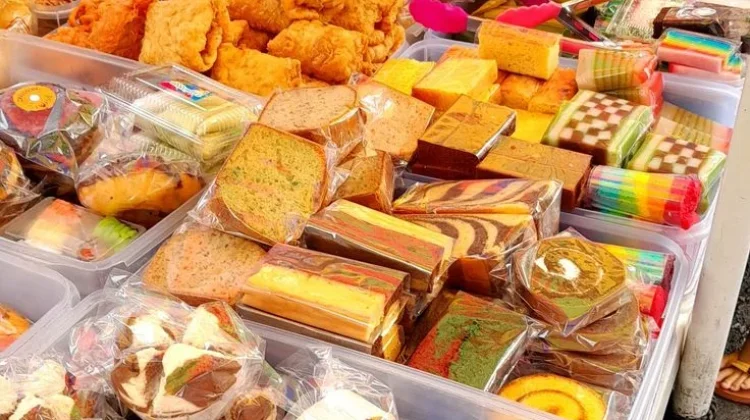 Jangan Asal Beli, Kenali Ciri Takjil Berbahaya