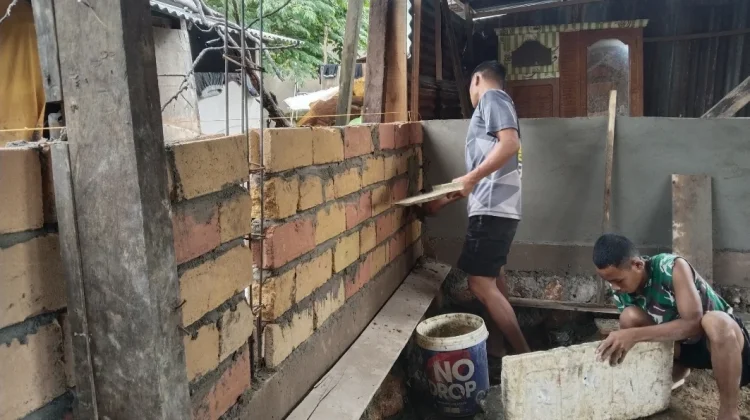 Pembangunan Rumah Layak Huni TMMD Masuki Tahap Plesteran
