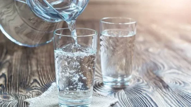 Minum Air Secukupnya, Kebiasaan Kecil Berdampak Besar