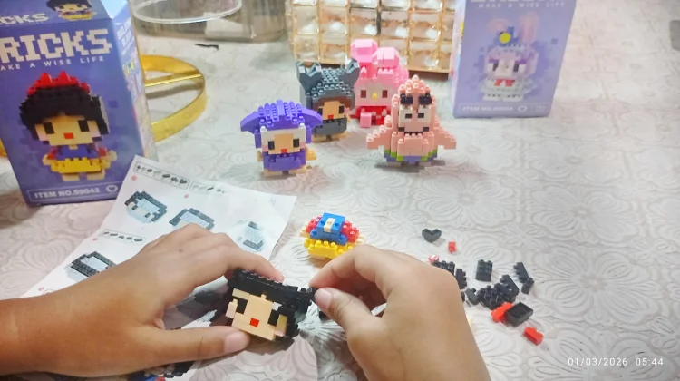 Balok Mini Latih Fokus dan Imajinasi