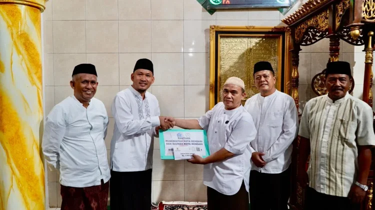 Wakil Wali Kota Kendari Safari Ramadan di Kampung Salo