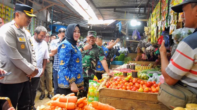 Wali Kota Kendari Sidak Harga Kebutuhan Pokok di Empat Pasar