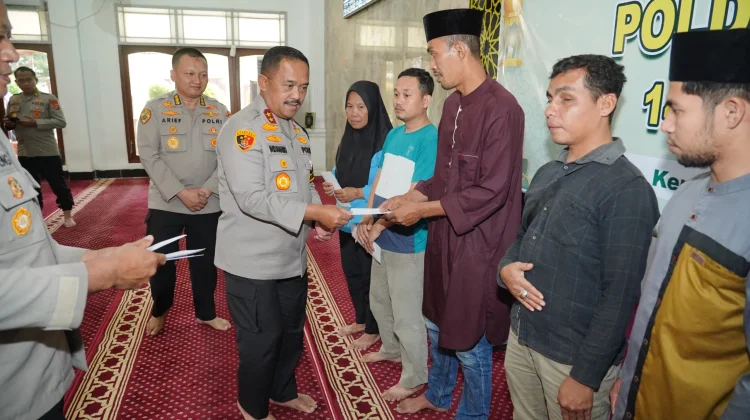 Polda Sultra Salurkan Zakat Fitrah jelang Idulfitri 1447H