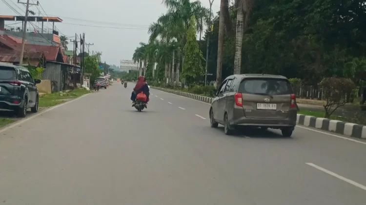 Jalanan Kendari Sepi Hari Lebaran Pertama