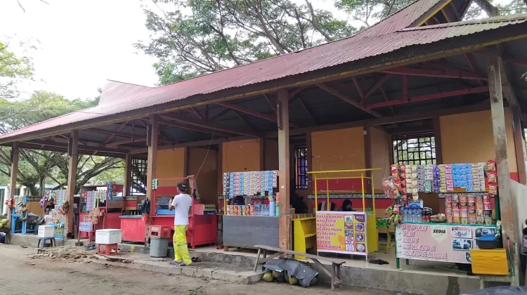Wisata Lebaran Kendari Dongkrak Pendapatan Pelaku Usaha Lokal