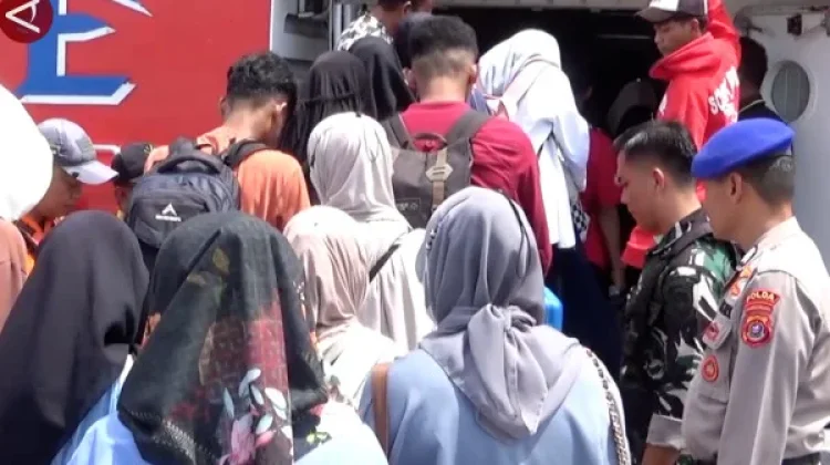 Puncak Arus Balik Mudik di Pelabuhan Nusantara Kendari