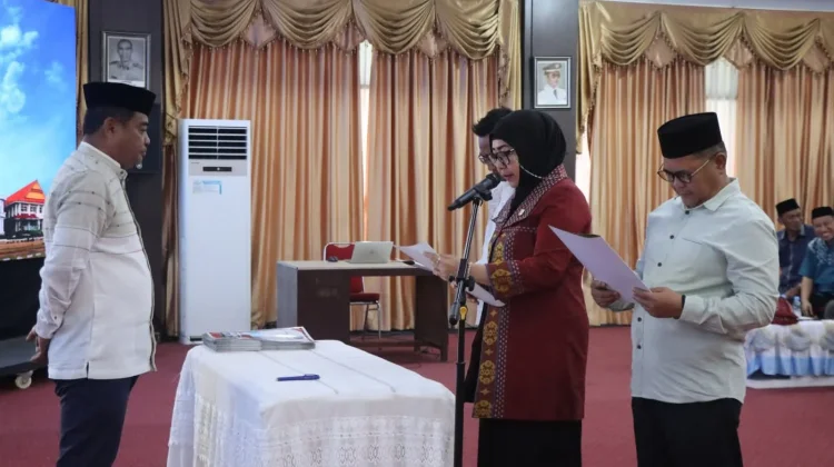 Sekda Kolaka Pimpin Penandatanganan Perjanjian Kinerja SKPD