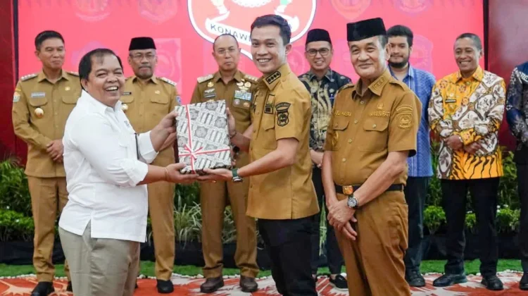 Pemkab Konut Komitmen Transparansi dan Akuntabilitas Serahkan LKPD 2025 ke BPK Su