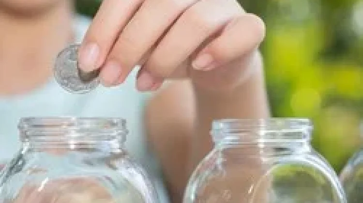 Menabung Perlahan, Kebiasaan Kecil yang Berdampak