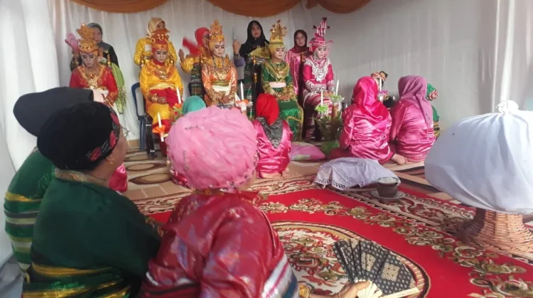 Tradisi Lokal yang Tetap Bertahan di Era Modern