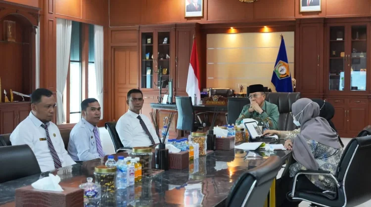 Gubernur Sultra Wawancara Langsung Calon Pejabat Lingkup Provinsi