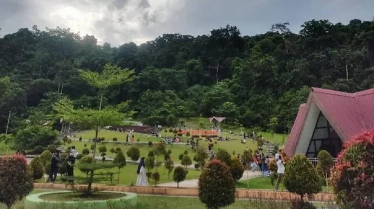 Wisata Kebun Raya Kendari jadi Destinasi Favorit Warga