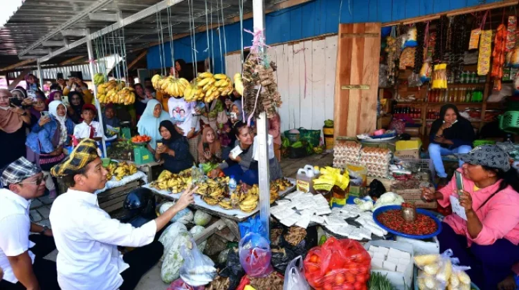 Pasar Sentral Laino  jadi Contoh Penggerak Ekonomi Daerah