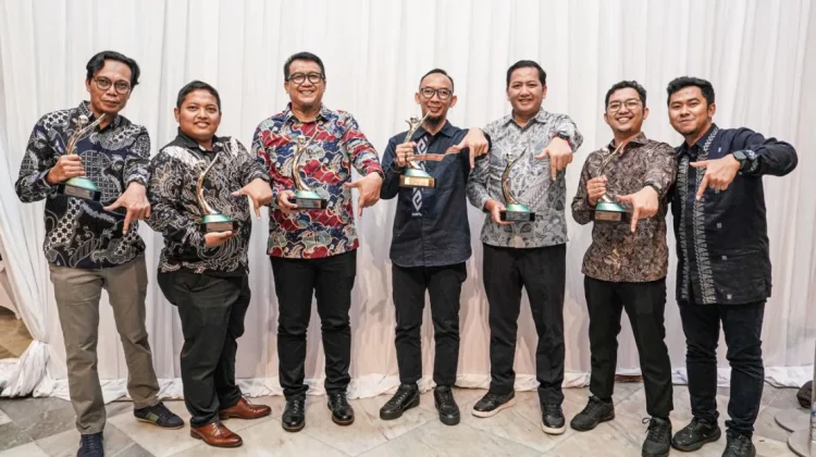 Pertamina Patra Niaga Regional Sulawesi Raih 6 Penghargaan PROPER Hijau