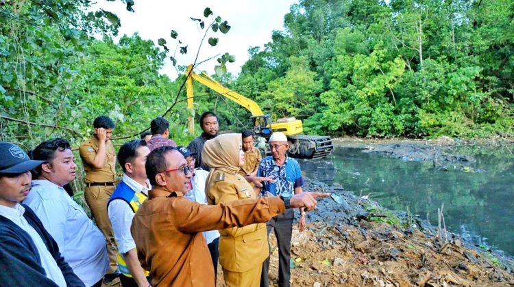 Atasi Banjir, Pemkot Kendari dan BWS IV Lakukan Pengerukan Sedimen