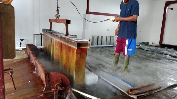 Pabrik Es Tomia Bantu Nelayan Jaga Hasil