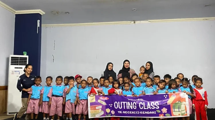 TK Negeri 13 Kendari Mengunjungi Studio RRI