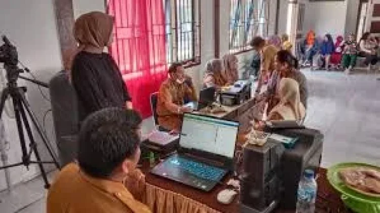Dukcapil Butur Sediakan 2.489 Keping Blanko E-KTP