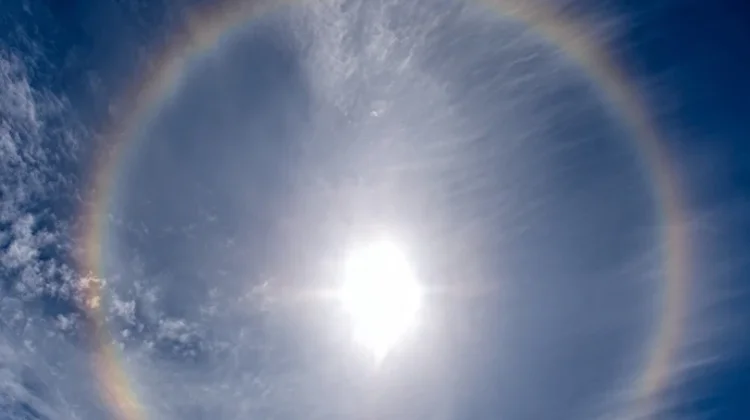 Fenomena Sun Halo, Lingkaran Cahaya di Sekitar Matahari