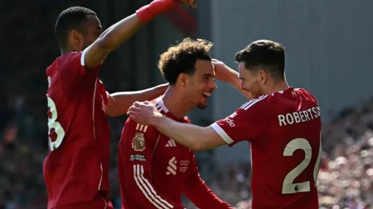 Liverpool Taklukkan Crystal Palace 3-1 di Anfield