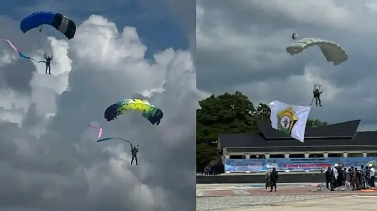 18 Penerjun TNI AU Hiasi Langit Kendari pada HUT ke‑62 Sultra