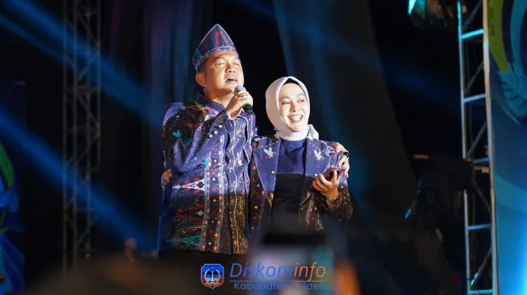 Bupati Kolaka Ikuti Lomba Menyanyi Antar Kepala Daerah dalam Harmoni Sultra