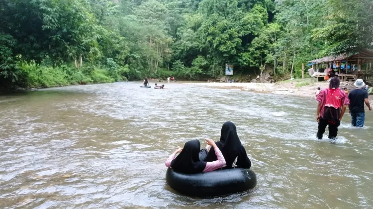Permandian Batu Lapis, Destinasi Wisata Alam di Konawe