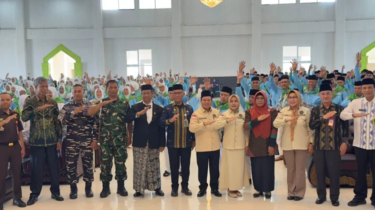 Sekda Kendari Lepas 546 Jamaah Calon Haji