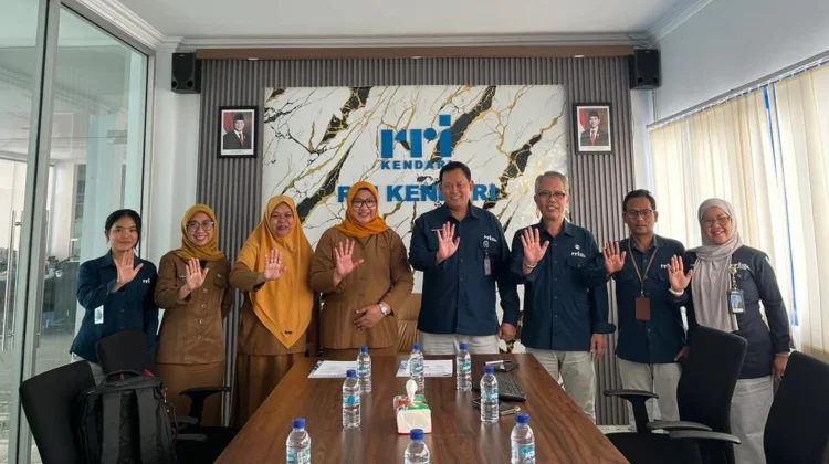 RRI Kendari dan DP3A Teken MoU Edukasi Publik