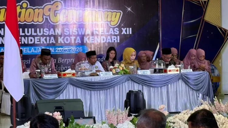 Pesan Pemkot Kendari untuk Lulusan MAN IC: Terus Jaga Akhlak Mulia