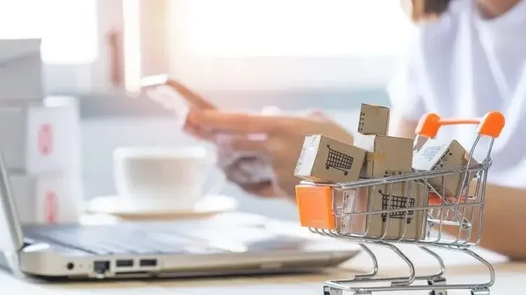 Gaya Hidup Digital Ubah Pola Belanja Masyarakat
