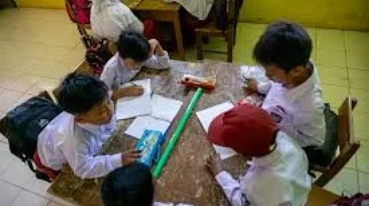 Pemkot Kendari Siap Alokasikan Program Beasiswa Kurang Mampu