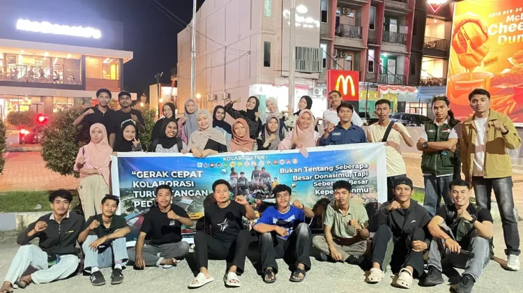 Aksi Kemanusiaan Turun Tangan Peduli Korban Banjir Kendari