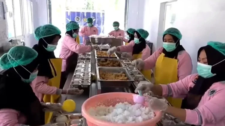 MBG Sultra Perkuat Ekonomi Lokal Ciptakan Lapangan Kerja Baru