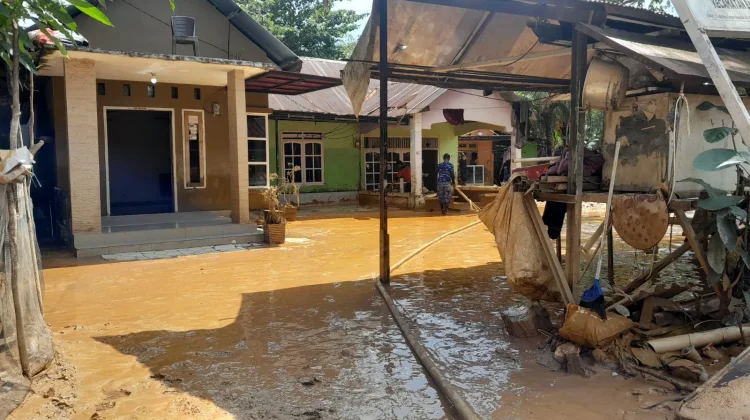 Korban Banjir Kali Wanggu Tetap Waspada Hadapi Puncak Musim Hujan