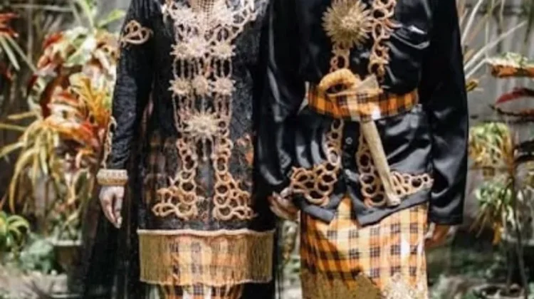 Elegan dan Sakral, Adat Tolaki Masih Memikat Generasi Muda