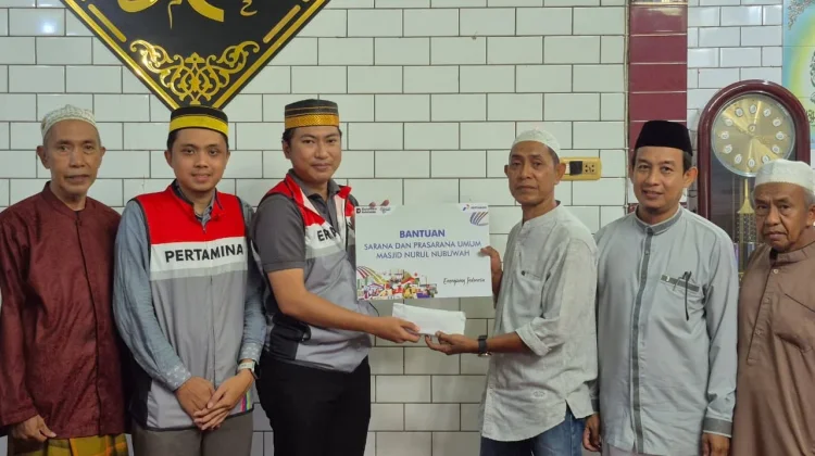 Pertamina Sulawesi Salurkan Santunan Masjid dan Panti Asuhan di Ujung Tanah