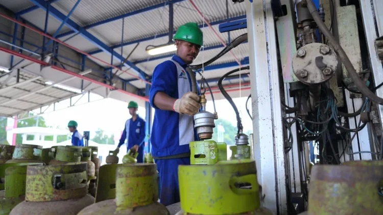 Pertamina Sulawesi Tambah Pasokan LPG 3 Kg jelang Iduladha di Sultra