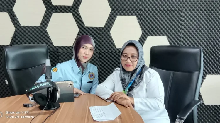 Pilih Produk Lokal untuk Mengelola Keuangan