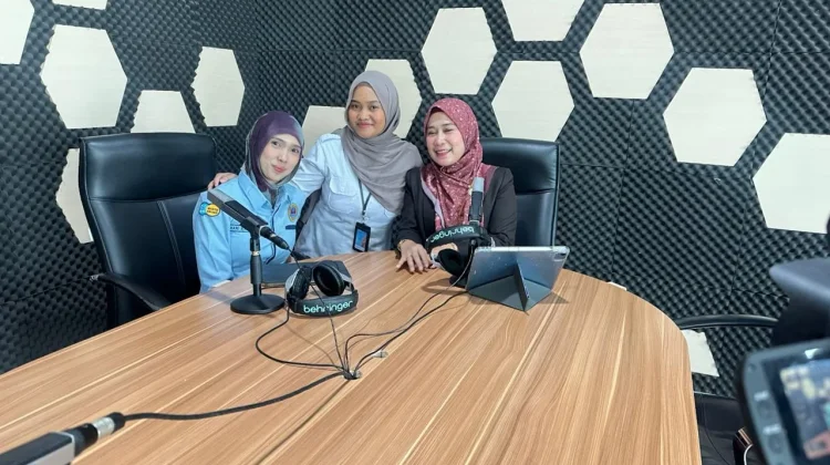 Produk Lokal dan Impor Pilihan Generasi Muda