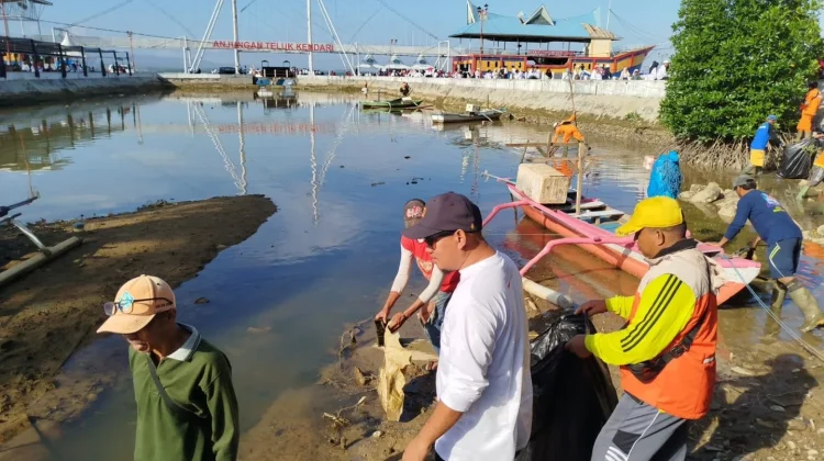 Kendari Bentuk Tim Pengawas Kebersihan hingga Kelurahan