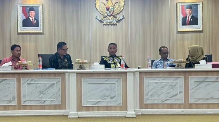 Pemkot Kendari Sosialisasik Perizinan Berusaha Berbasis Risiko