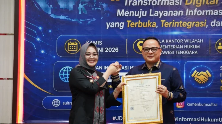 Wali Kota Kendari Terima Sertifikat Hak Cipta Motif Budaya Khas Tolaki