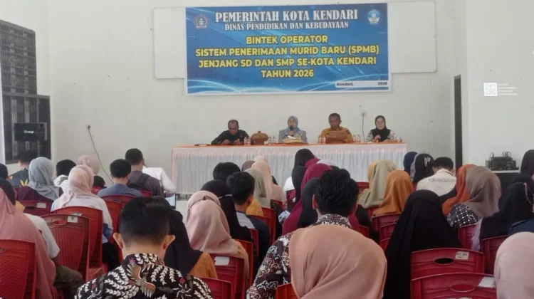 Dikbud Kota Kendari Gelar Bimtek Bagi Operator Sekolah
